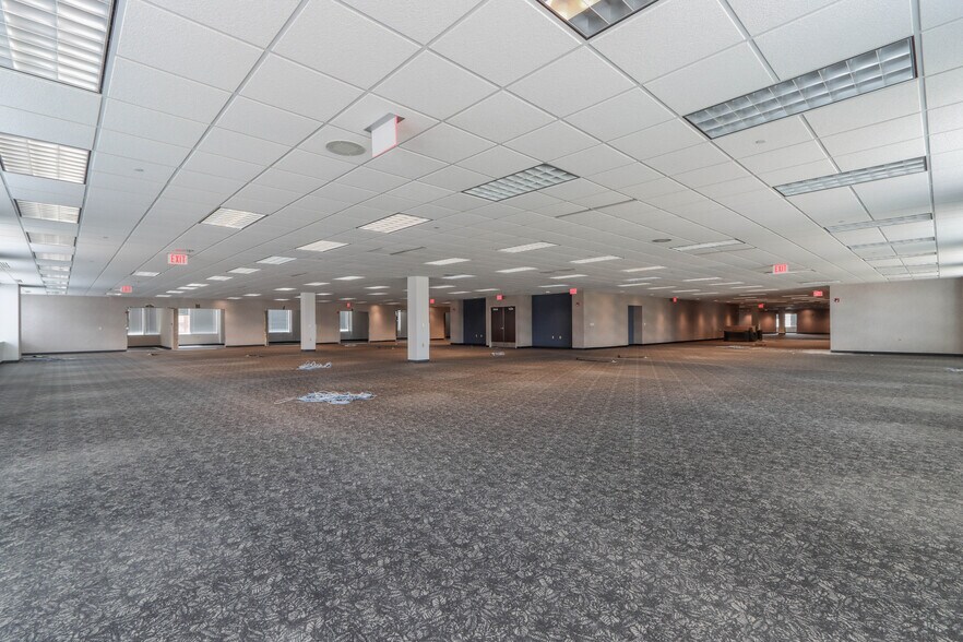 More Photos Of 11 Scott St, Wausau Office For Lease