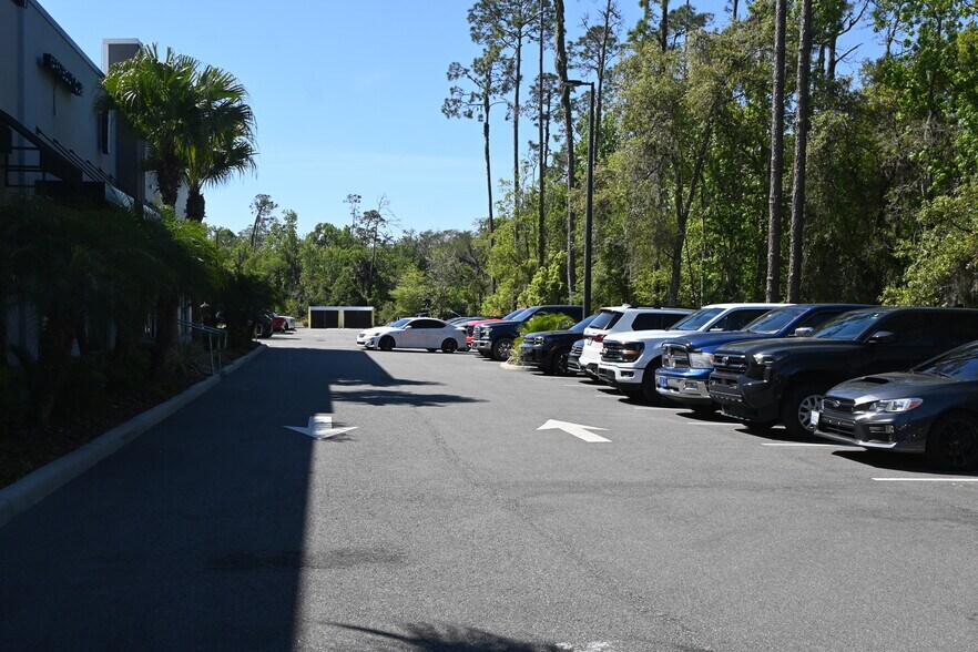 More Photos Of 3370 Rouse Rd, Orlando Storefront For Sale