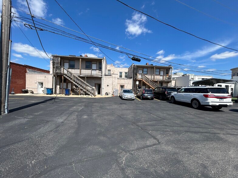 More Photos Of 819 Burlington Ave, Western Springs Storefront Retail Office For Lease