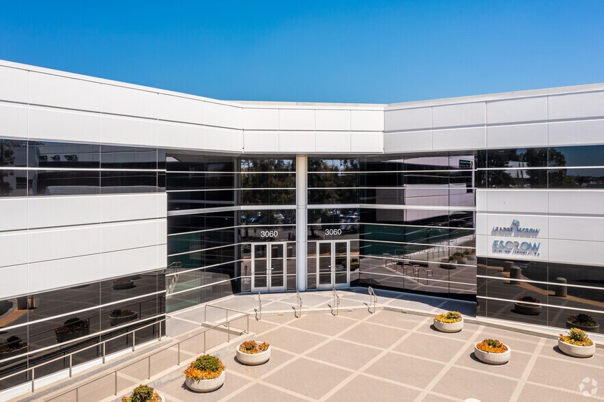 More Photos Of 3010-3070 Saturn St, Brea Unknown For Lease