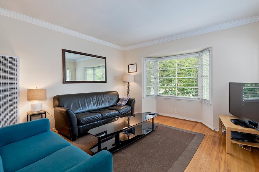 More Photos Of 825-831 Idaho Ave, Santa Monica Apartments For Sale