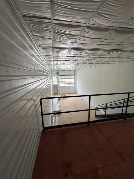 More Photos Of 100 Park Place Way, Carrollton Industrial For Sale