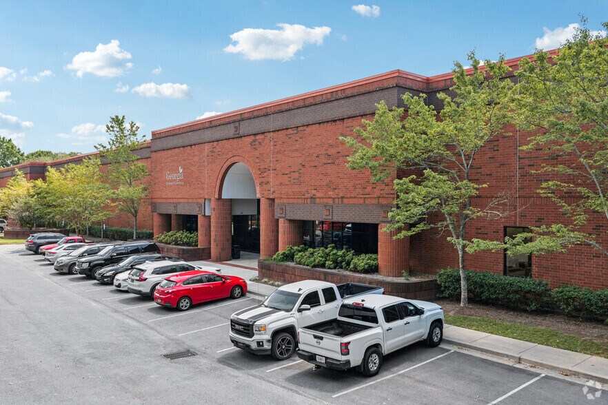 More Photos Of 7990 Second Flags Dr, Austell Unknown For Lease
