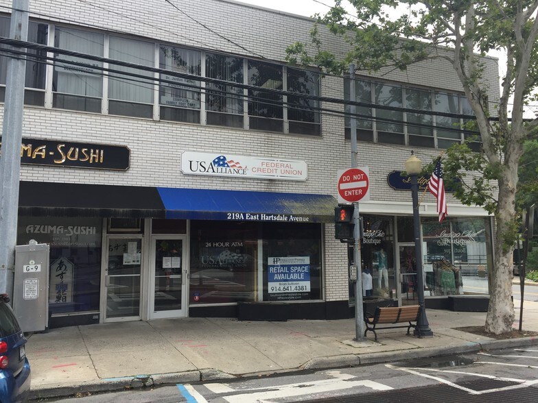 More Photos Of 217-223 E Hartsdale Ave, Hartsdale Storefront Retail Office For Lease