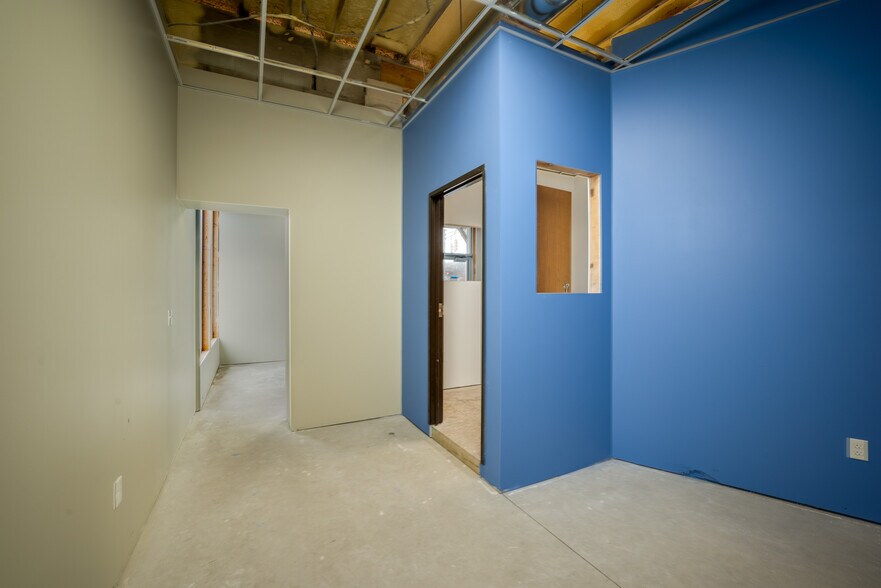 More Photos Of 508 E Houghton Ave, West Branch Freestanding For Sale
