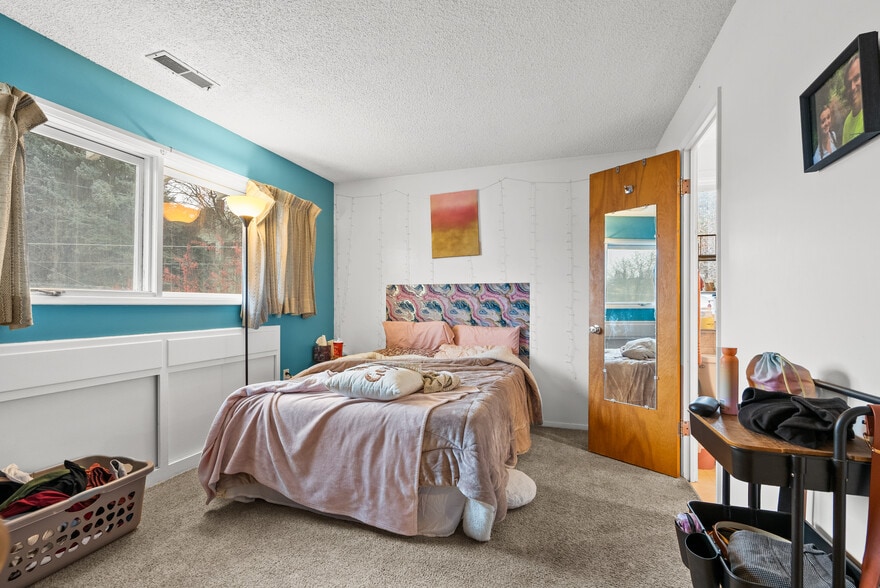 More Photos Of 1002 S Mill St, Colfax Manufactured Housing Mobile Home Park For Sale