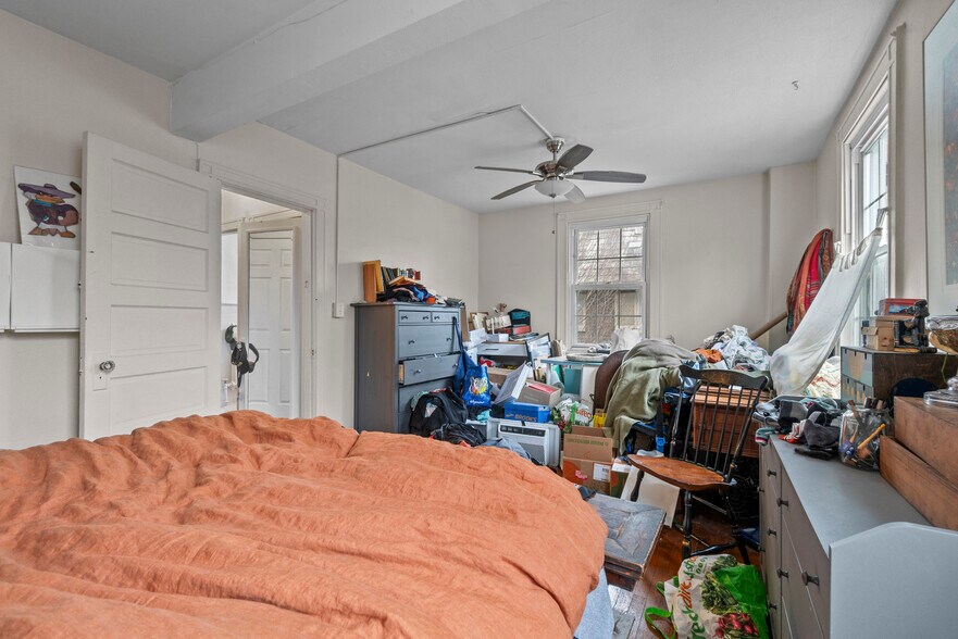 More Photos Of 3433 Guilford Ter, Baltimore Multifamily For Sale