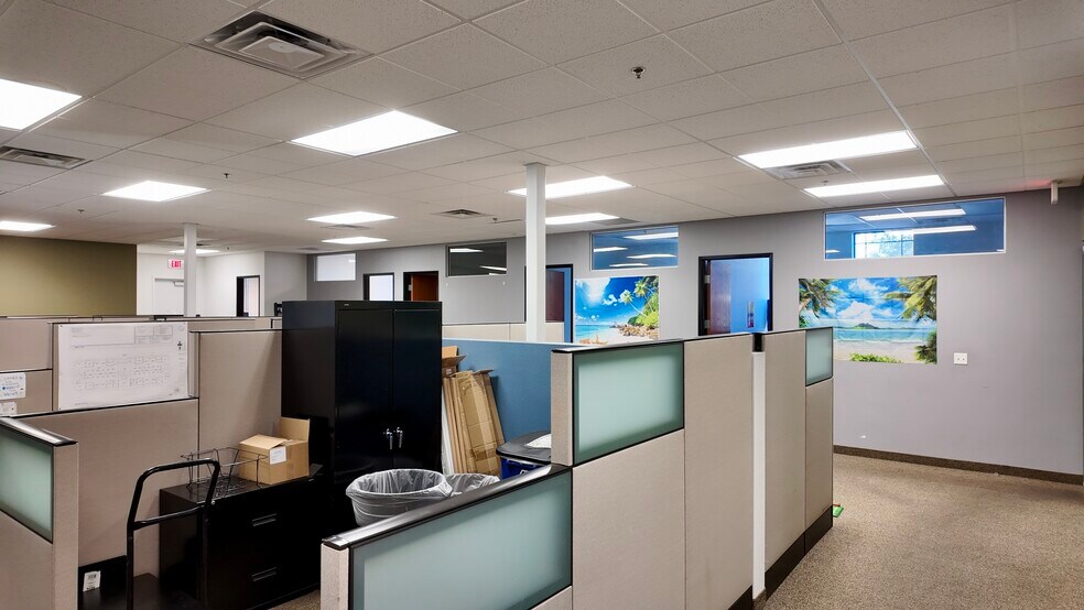More Photos Of 5230 W Patrick Ln, Las Vegas Office For Sale