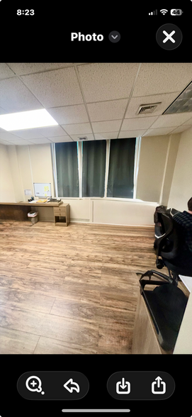 More Photos Of 220 Old Country Rd, Mineola Office For Lease