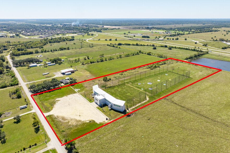 More Photos Of 855 County Road 340, Angleton Golf Course Driving Range For Sale