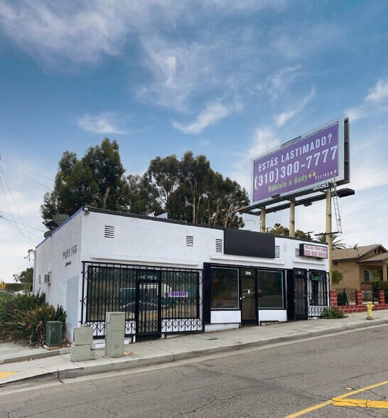 Primary Photo Of 3916-3920 E 3rd St, Los Angeles Storefront Retail Residential For Lease