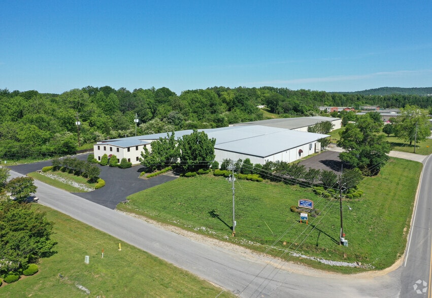 Primary Photo Of 100 Airpark Industrial Rd, Alabaster Warehouse For Sale