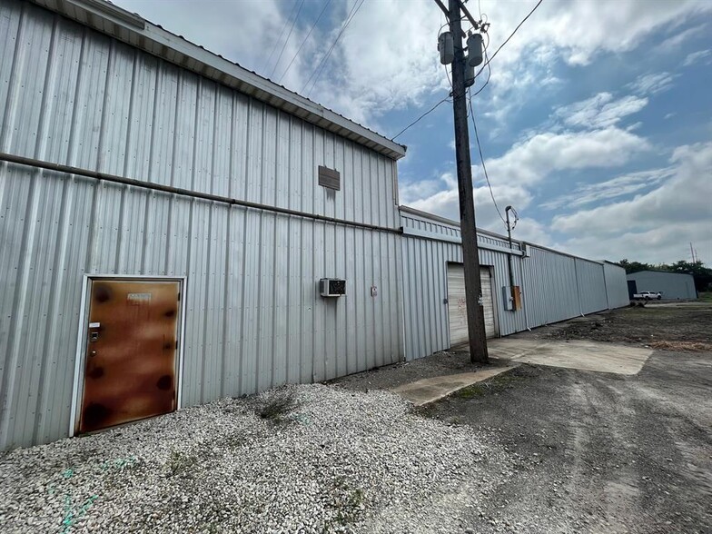 More Photos Of 53 Canal St, Greenville Manufacturing For Sale