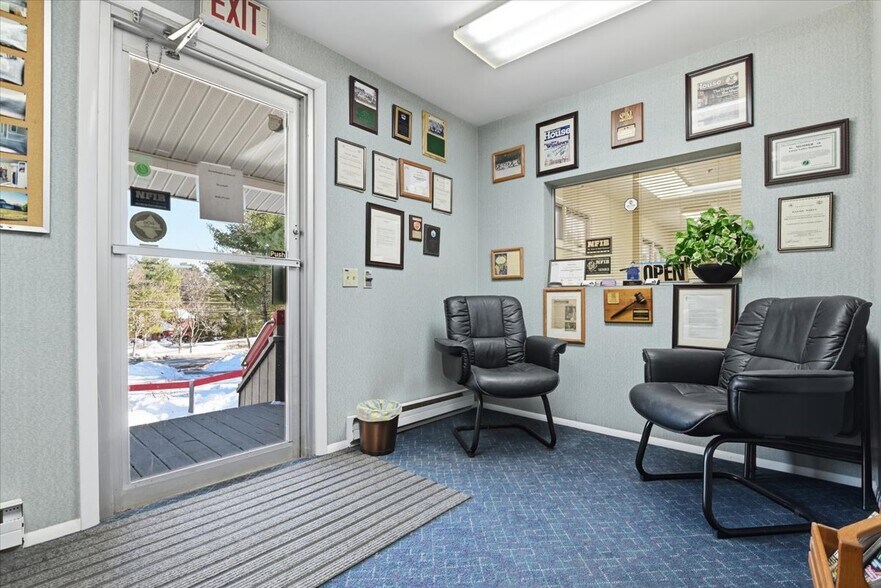 More Photos Of 647 Route 739, Lords Valley Office For Sale