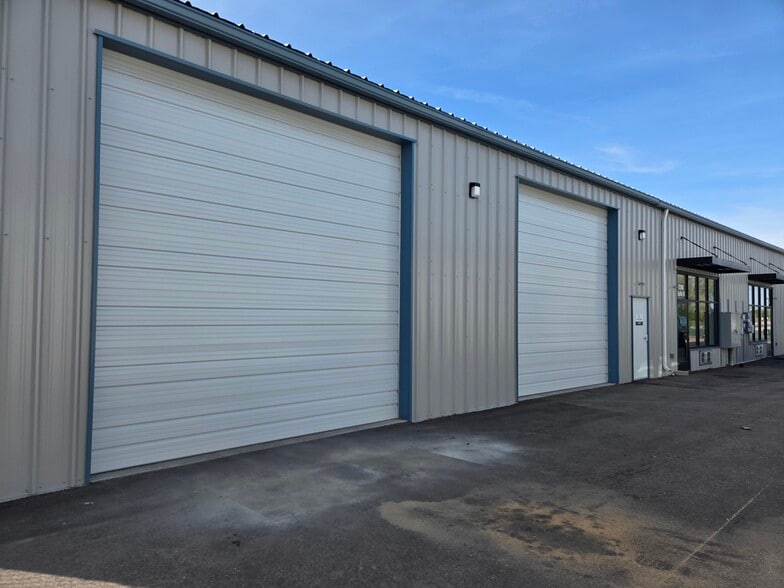 Primary Photo Of 3390 N Black Butte Ct, Nampa Industrial For Lease