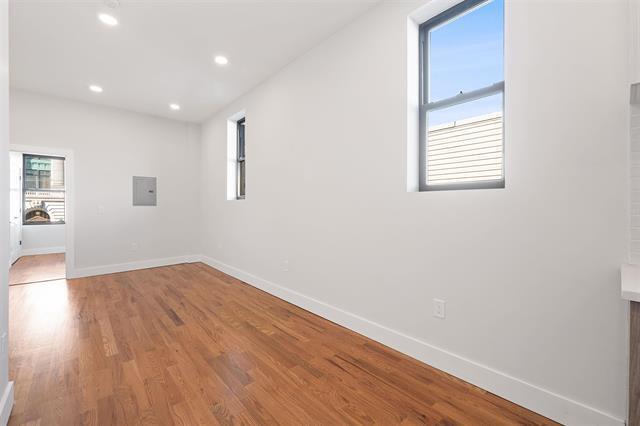 More Photos Of 282 Baldwin Ave, Jersey City Apartments For Sale