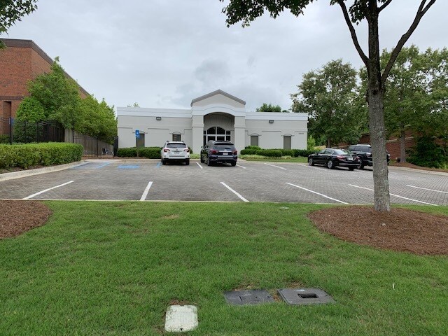 More Photos Of 5090 Old Ellis Pt, Roswell Office For Sale