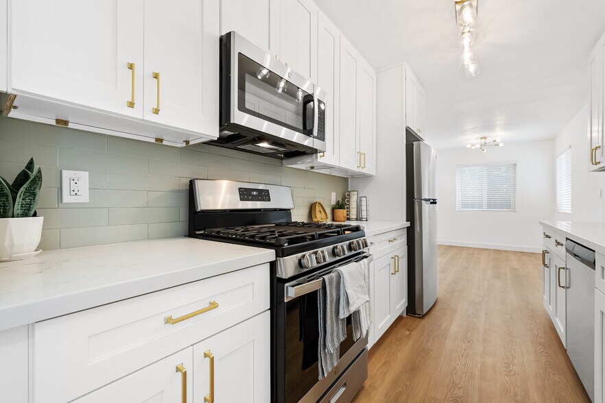 More Photos Of 540 F St, Chula Vista Apartments For Sale