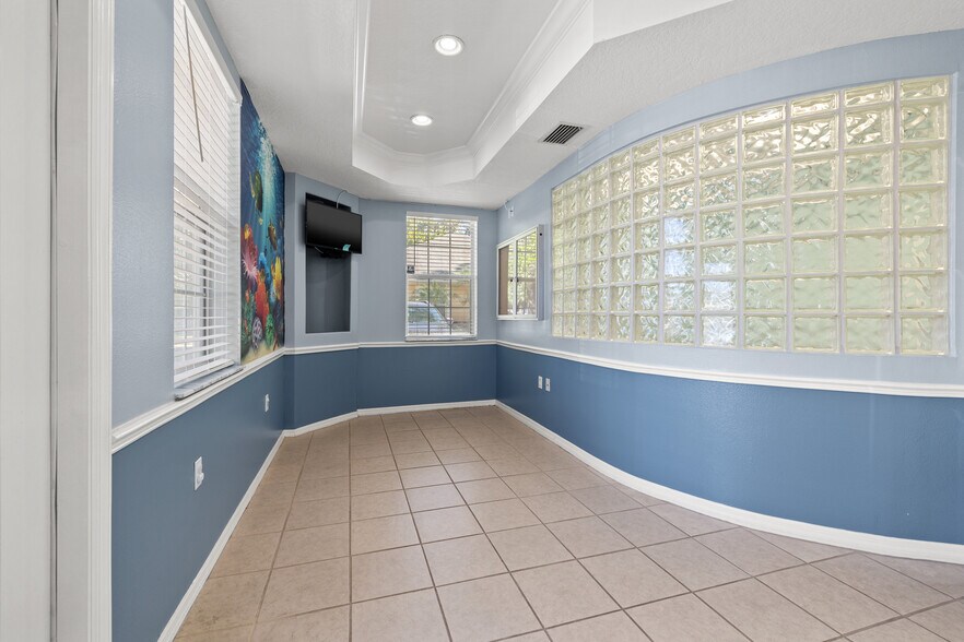 More Photos Of 10941-10943 Countryway Blvd, Tampa Medical For Lease