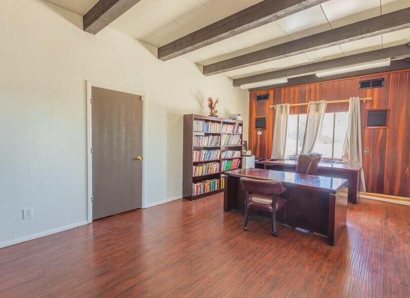 More Photos Of 1095 E Indian School Rd, Phoenix Loft Creative Space For Sale