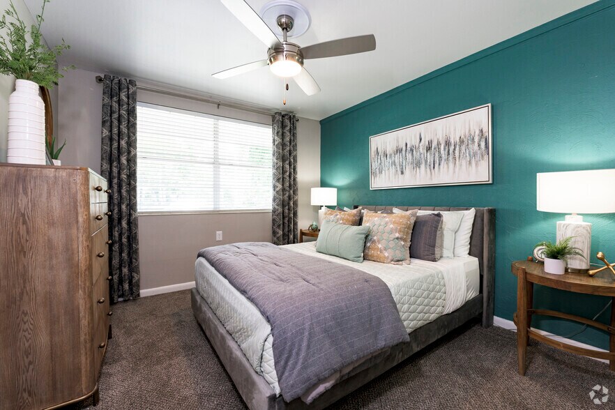 More Photos Of 1400 S Nova Rd, Daytona Beach Apartments For Sale