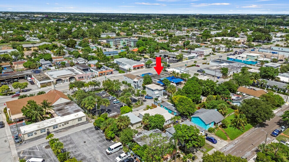 More Photos Of 824 N Dixie Hwy, Lake Worth Carwash For Lease