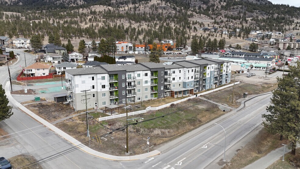 More Photos Of 4010 Walters St, Merritt Apartments For Sale