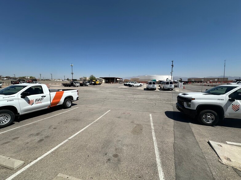 More Photos Of 2222 W Cheyenne Ave, North Las Vegas Freestanding For Lease