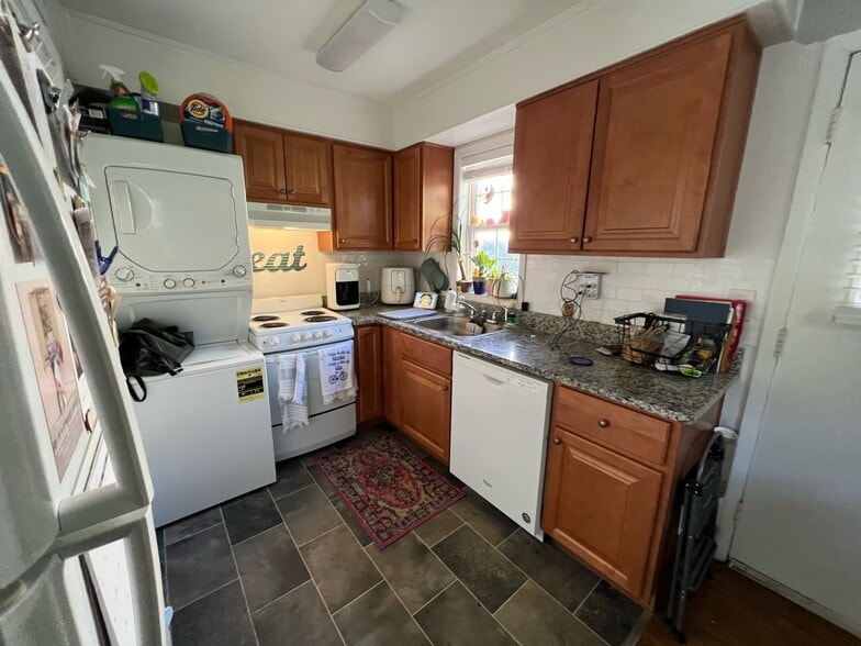 More Photos Of 81 E Wesley Rd NE, Atlanta Apartments For Sale
