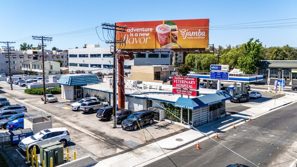 Primary Photo Of 5421 Topanga Canyon Blvd, Woodland Hills Medical For Sale