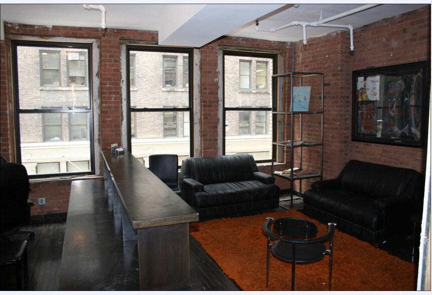 More Photos Of 247 W 36th St, New York Office For Lease