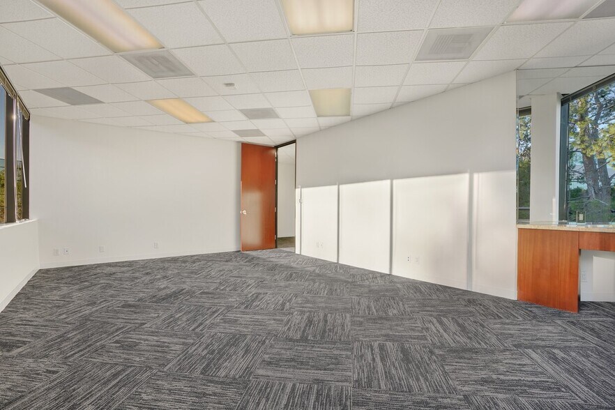 More Photos Of 23212 Mill Creek Dr, Laguna Hills Office For Sale