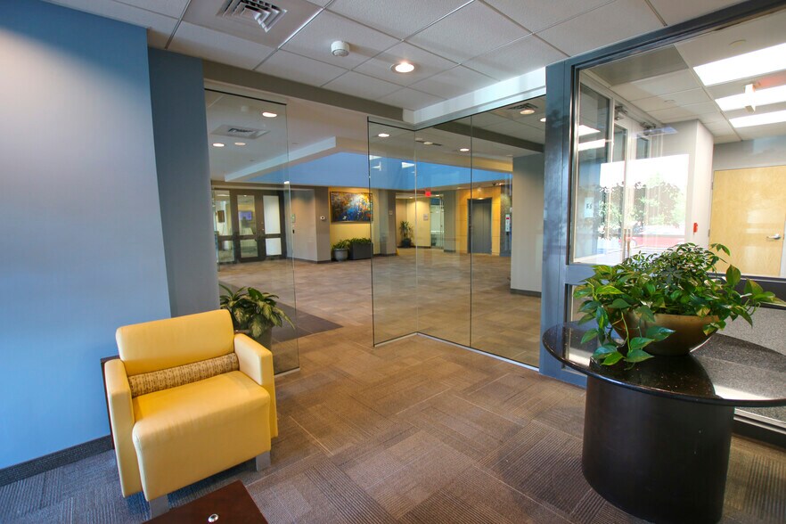 More Photos Of 400 Fifth Ave, Waltham Office For Lease