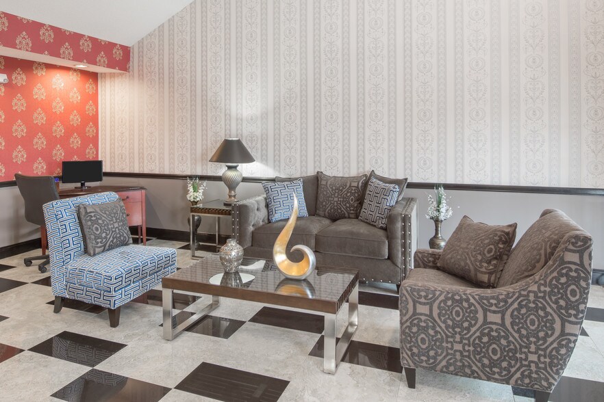 More Photos Of 360 Paul Huff Parkway, Cleveland Hotel For Sale