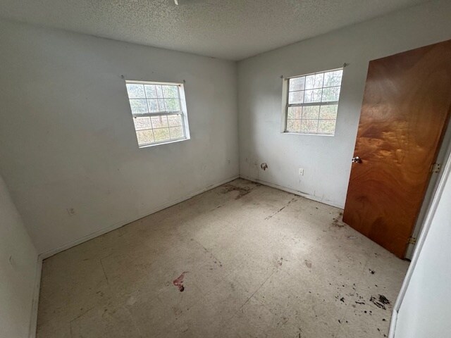 More Photos Of 16472 Cortez Blvd, Brooksville Specialty For Sale