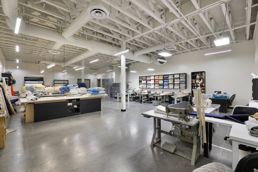 More Photos Of 5530 Rafael Rivera Way, Las Vegas Light Manufacturing For Sale