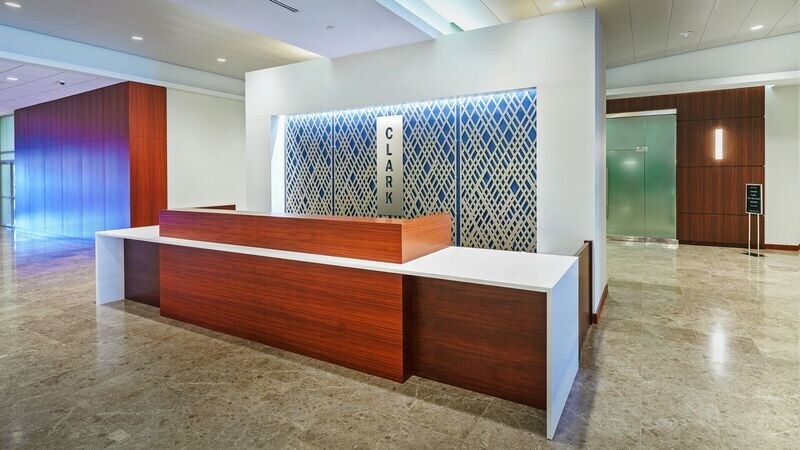 More Photos Of 5100 Poplar Ave, Memphis Office For Lease