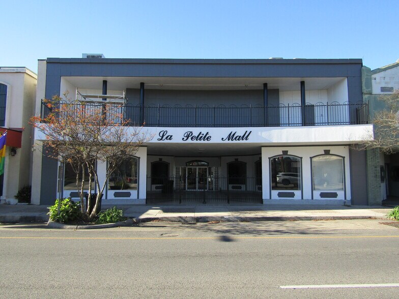Primary Photo Of 131 W Main St, New Iberia Storefront For Lease