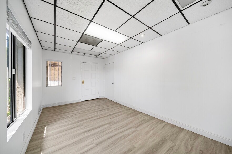 More Photos Of 2120 Huntington Dr, South Pasadena Office Residential For Sale