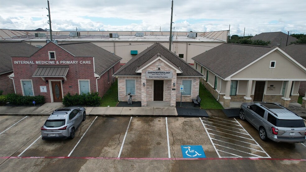 Primary Photo Of 21338 Provincial Blvd, Katy Medical For Sale