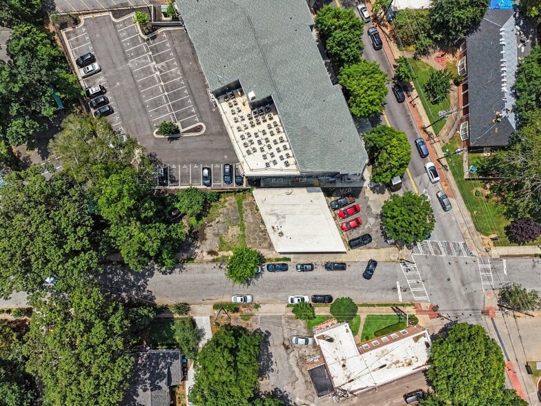 More Photos Of 450 Flat Shoals Ave, Atlanta Storefront For Sale