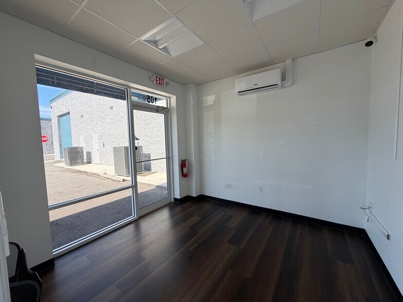 More Photos Of 1445 Hamlin Ave, Saint Cloud Light Distribution For Lease