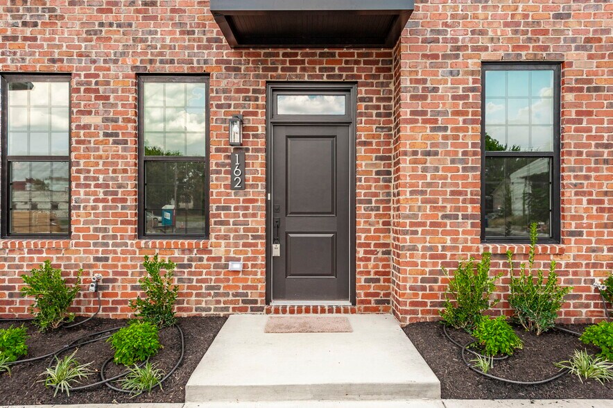 More Photos Of 903 Main st, Springfield Apartments For Sale