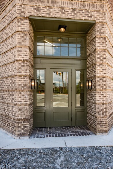 More Photos Of 414 Bill Kennedy Way SE, Atlanta Loft Creative Space For Lease