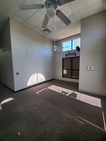 More Photos Of 6740 E University Dr, Mesa Unknown For Lease