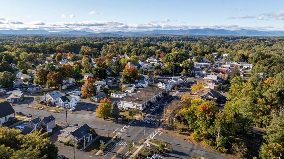 More Photos Of 180 Broadway, Port Ewen Storefront Retail Office For Sale