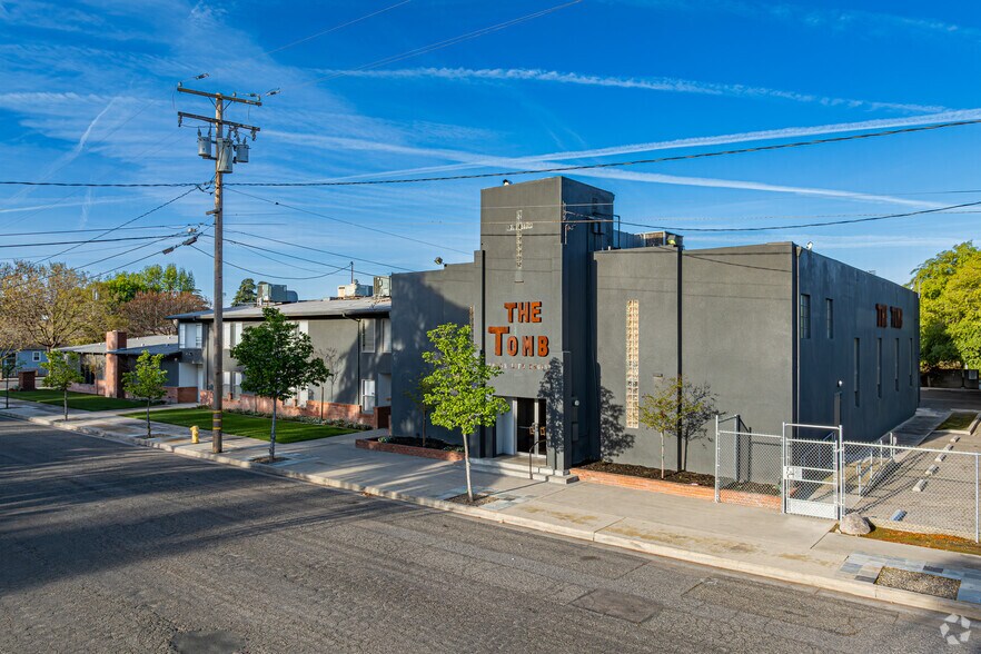 More Photos Of 315 N Conyer St, Visalia Religious Facility For Sale