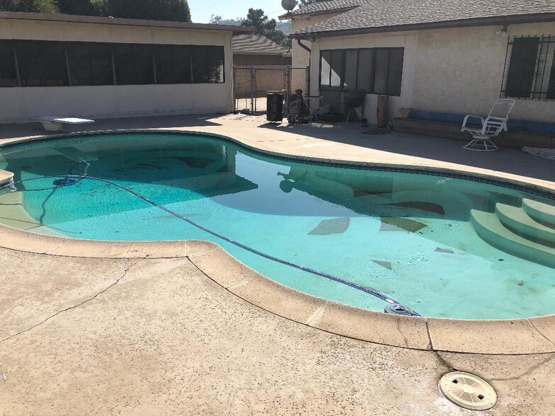 17640 Maywood St, Bloomington, CA 92316 Contractor Storage Yard For