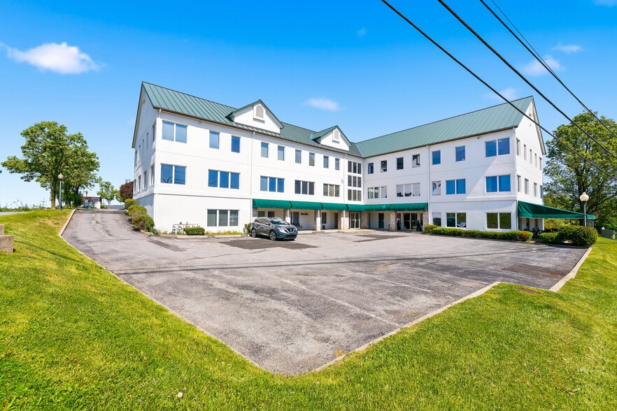 More Photos Of 7000 Hampton Ctr, Morgantown Office For Lease