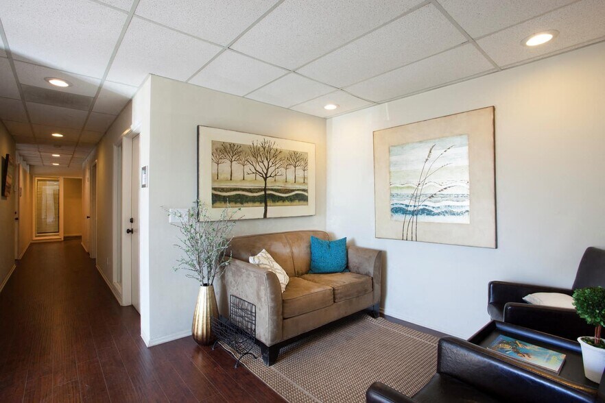 More Photos Of 790 E Santa Clara St, Ventura Office For Lease